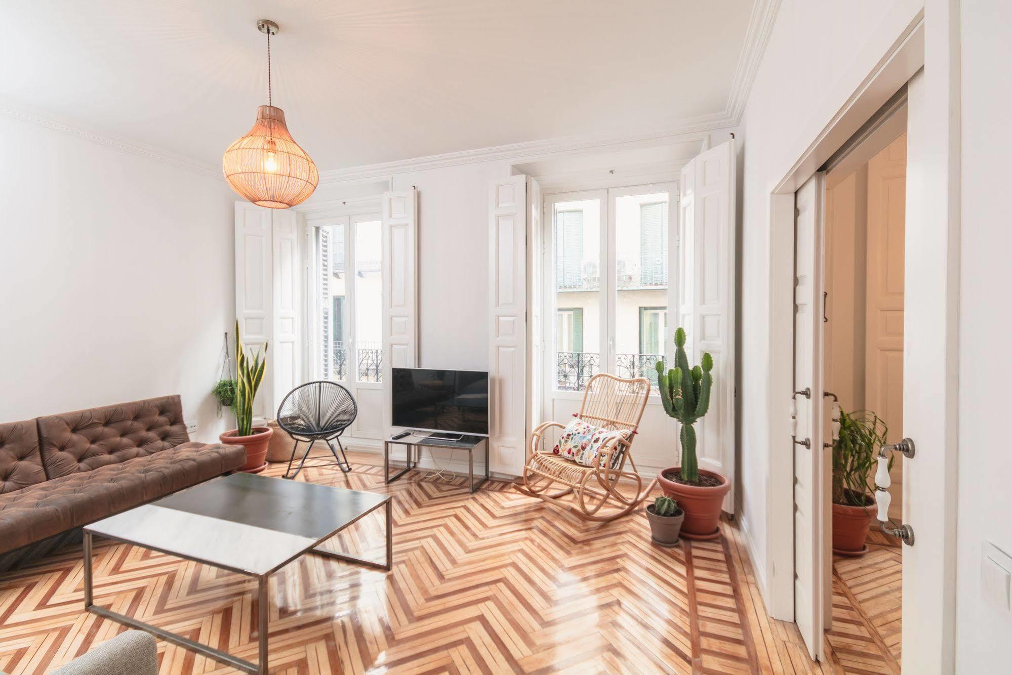 Fuencarral Apartment Madrid Bagian luar foto