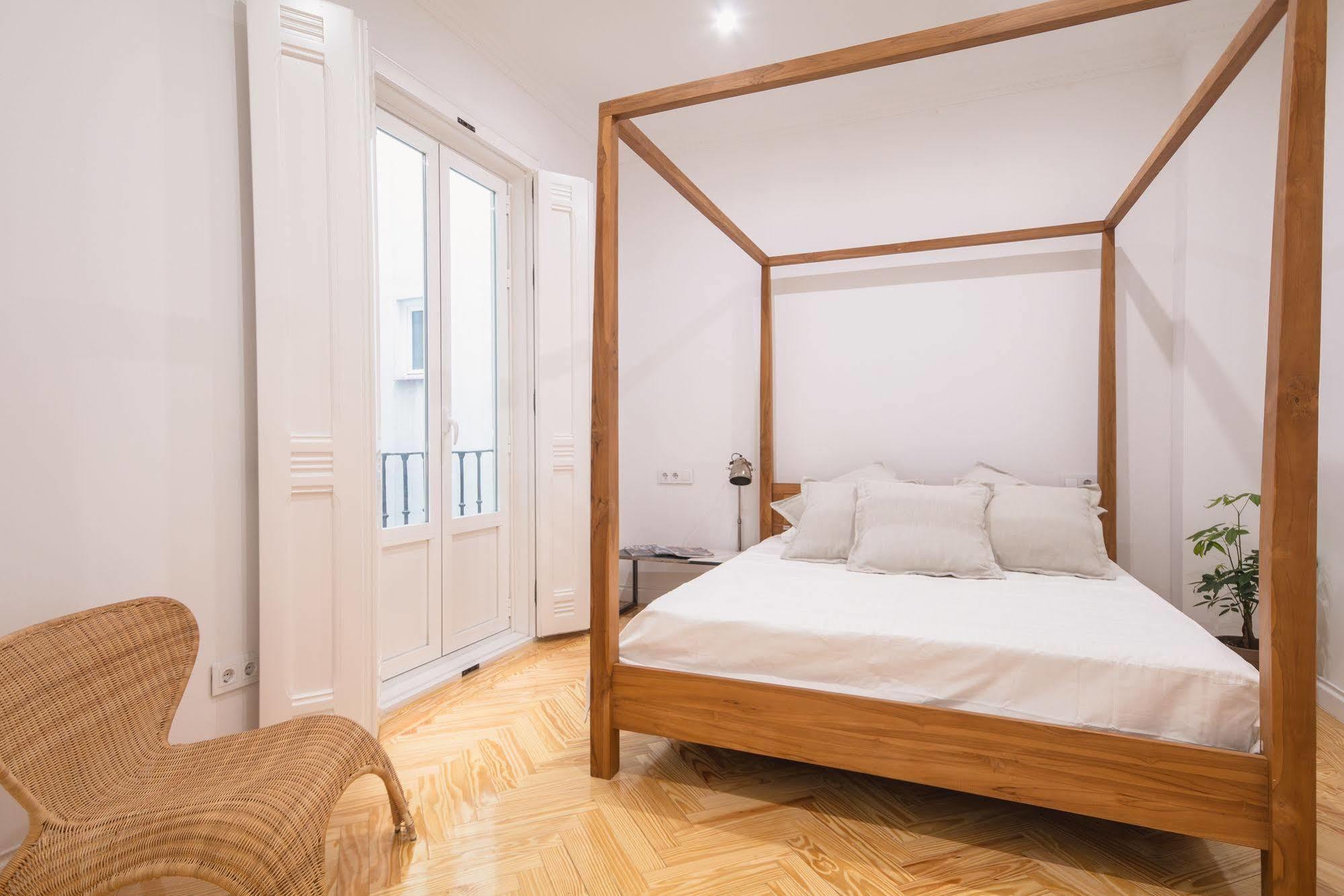 Fuencarral Apartment Madrid Bagian luar foto